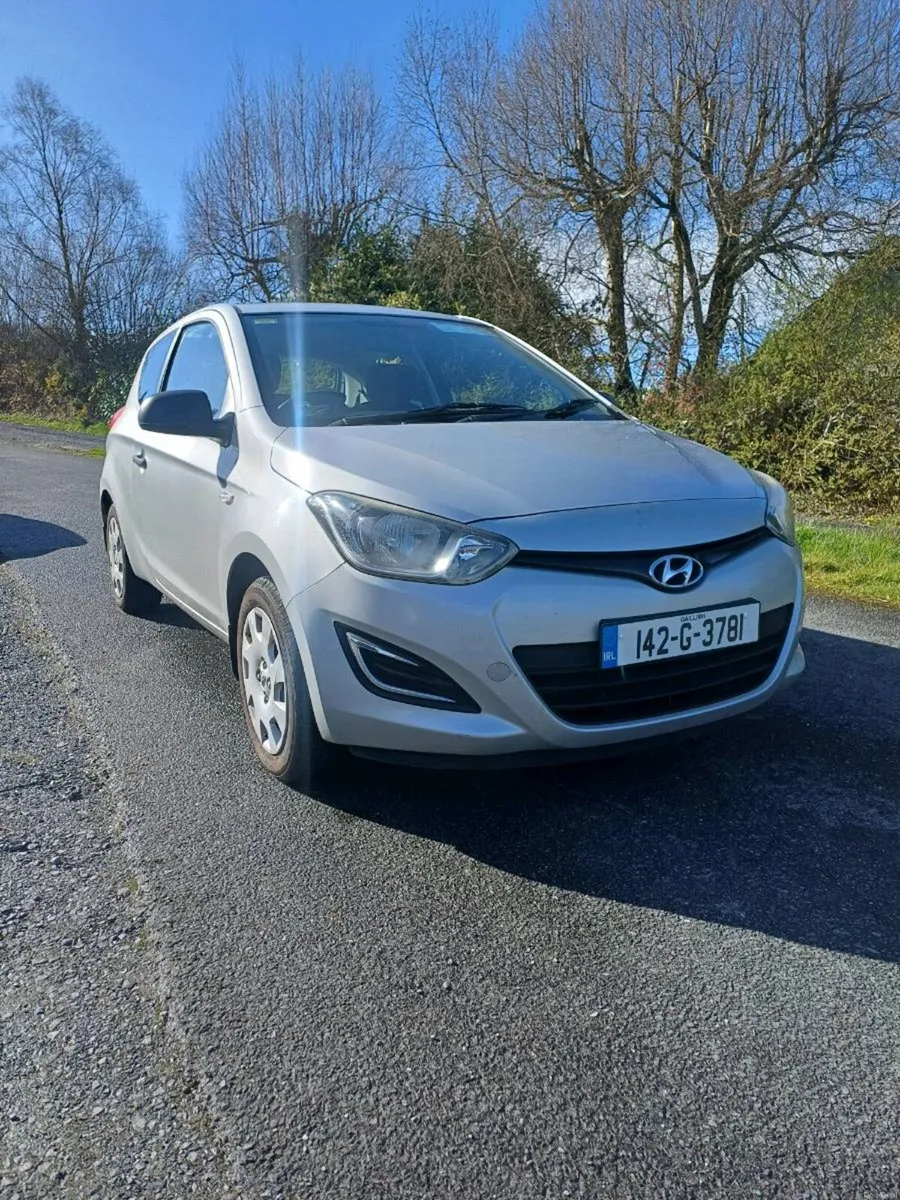 2014 Hyundai i20 - Image 1