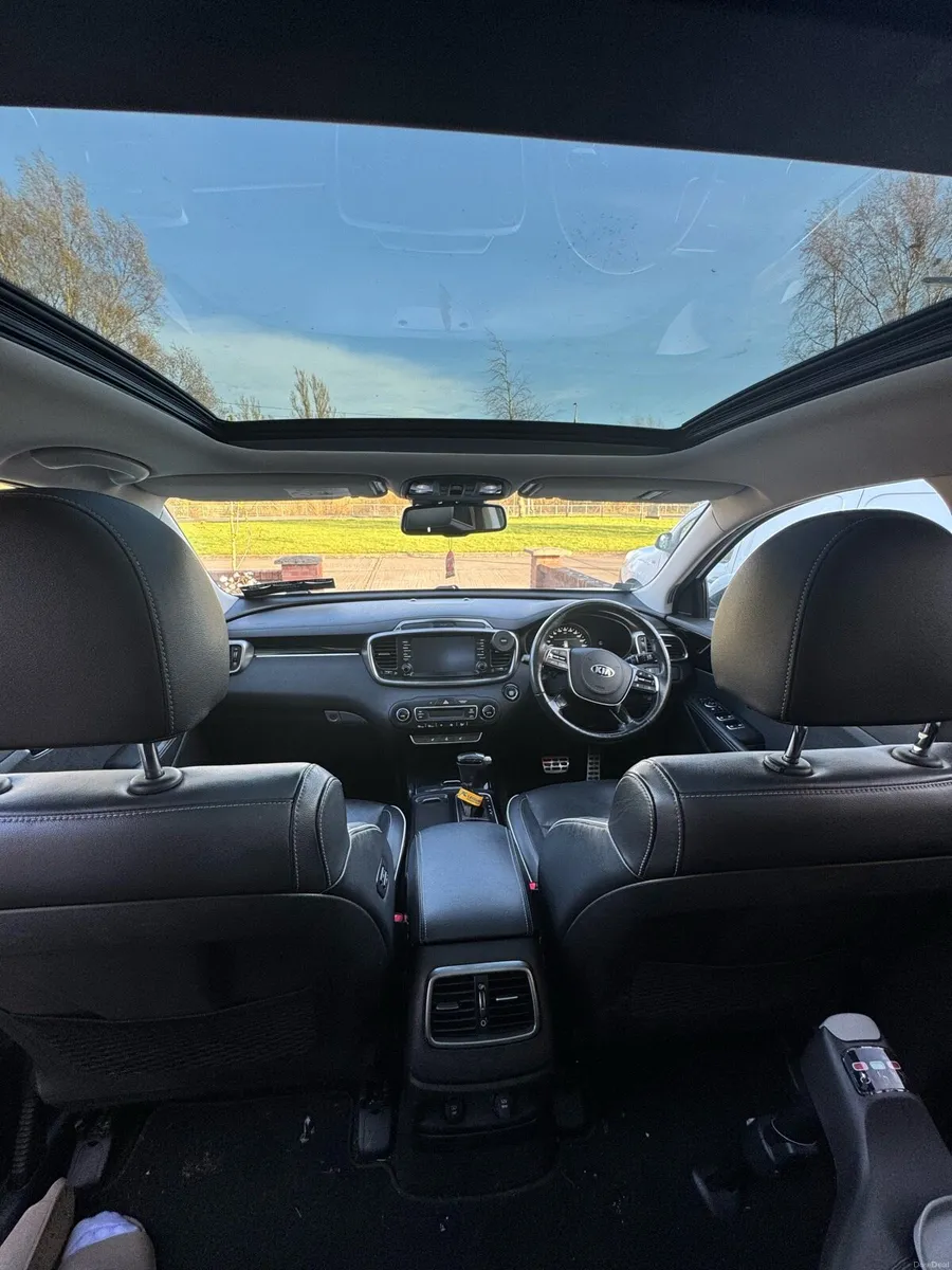 Kia Sorento GT Line (top spec) 7 seater - Image 4