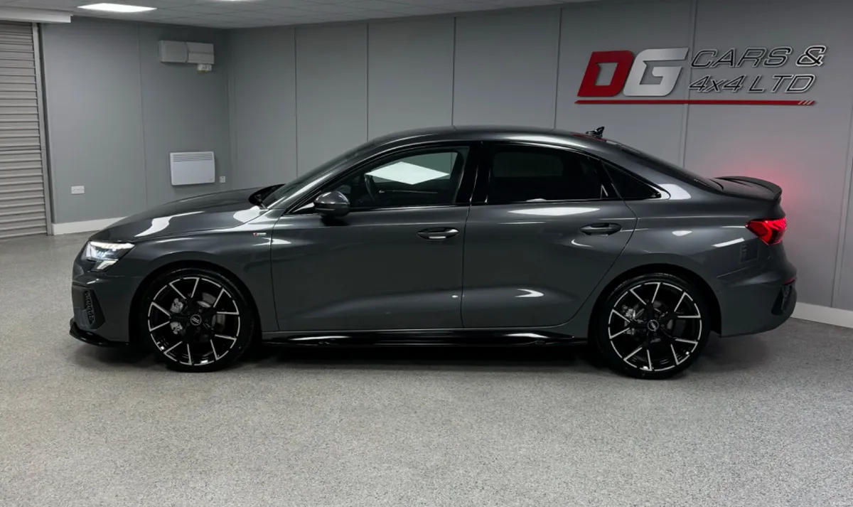 2020 Audi A3 2.0 35 TDI S Line Automatic Saloon - Image 4