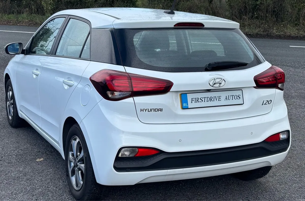 Hyundai i20 - Image 4