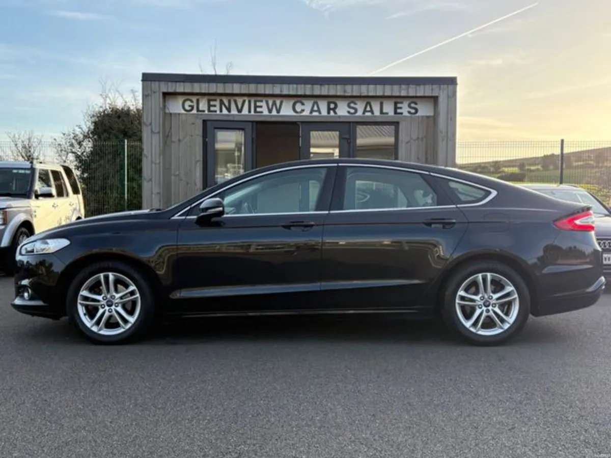 Ford Mondeo 1 OWNER - FULL SERVICE HISTORY - Image 4