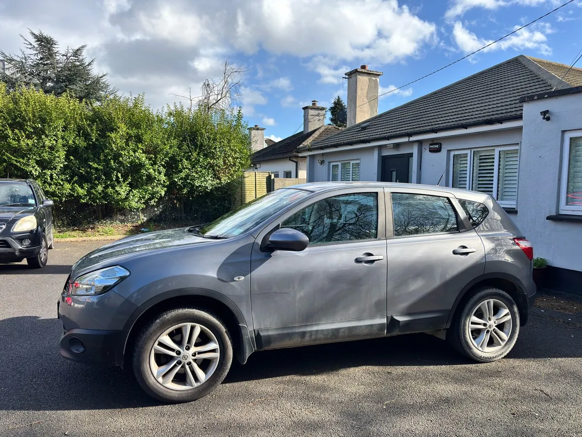 Family Qashqai “ Low Kilometres”  for sale - Image 3