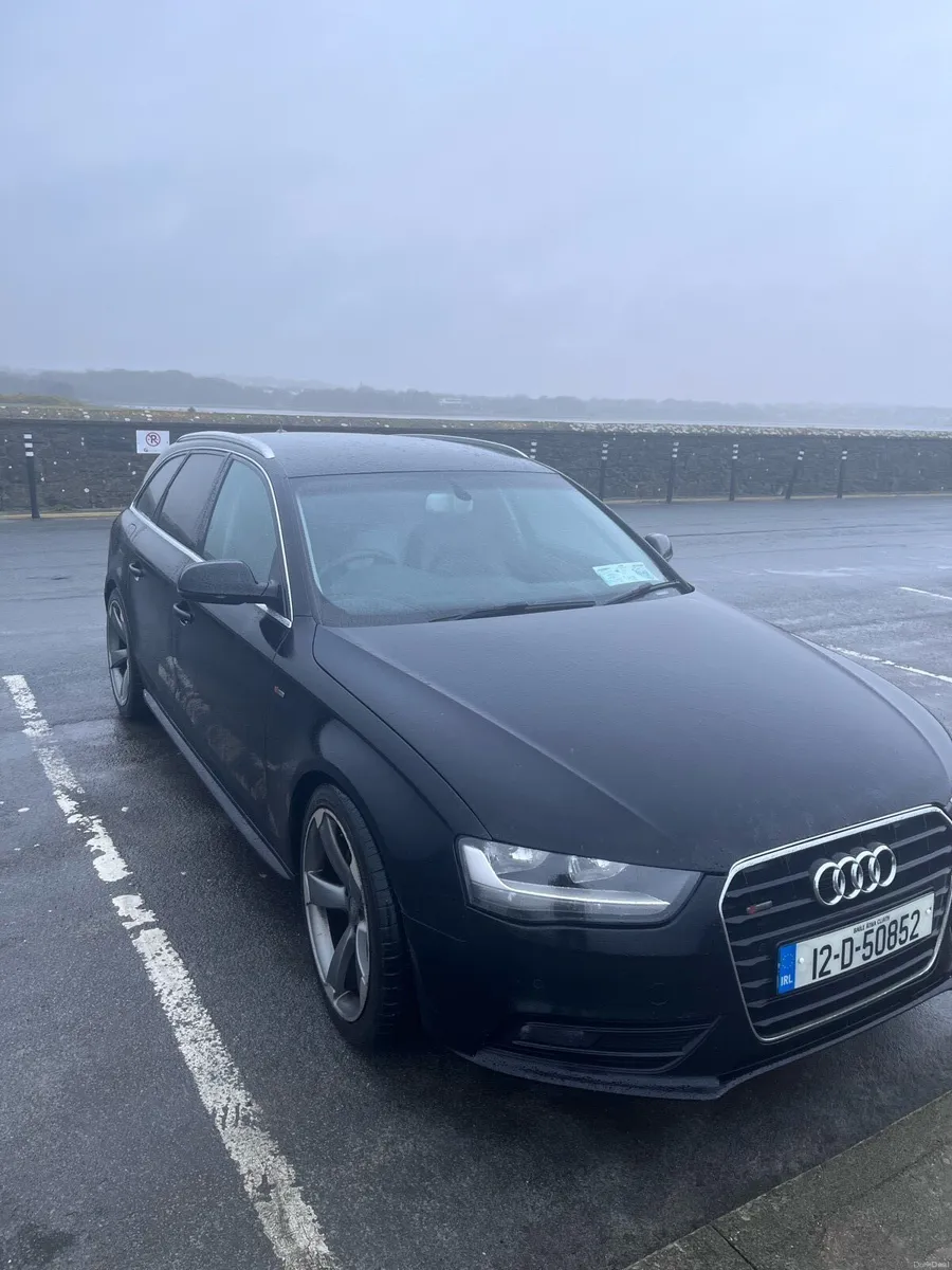 2012 Audi A4 Technik Manual Estate - Image 2