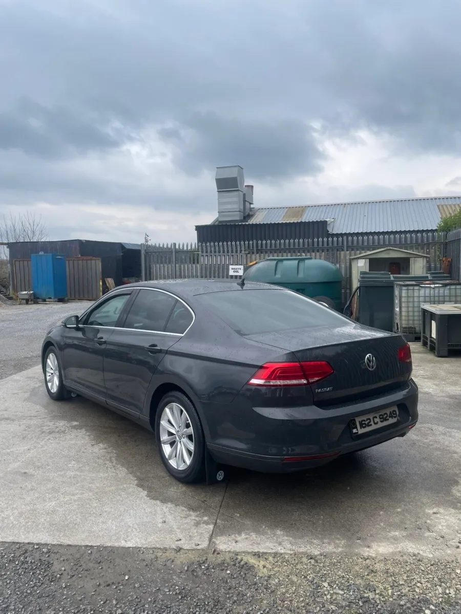 Volkswagen Passat business S.E - Image 2