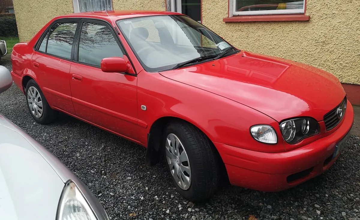 Toyota Corolla 2001 - Image 2