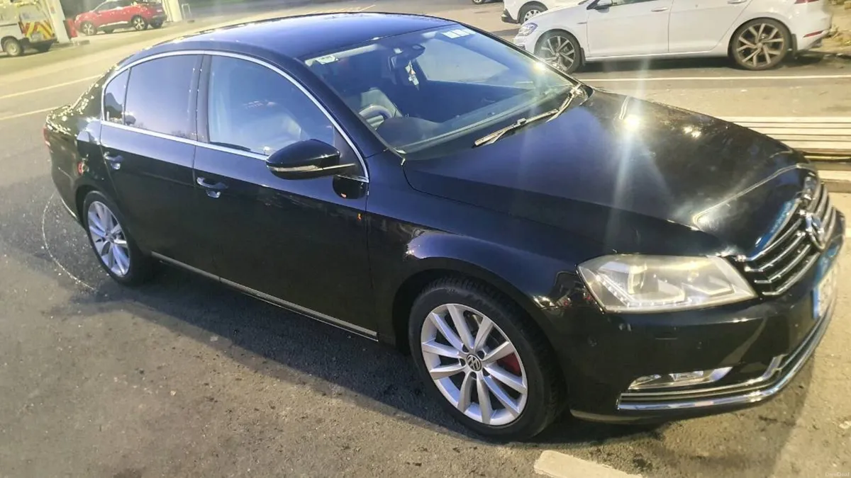 Volkswagen Passat 1.4 Petrol Automatic – NCT 11/26 - Image 4