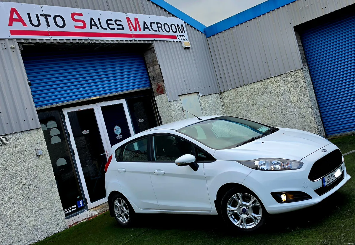 Ford Fiesta ZETEC 1.25i LOW KM - Image 1