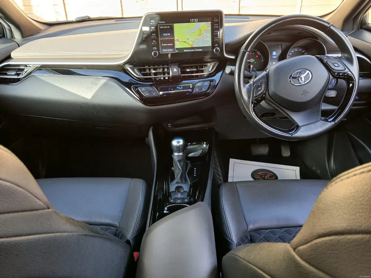 🆕️2022 Toyota C-HR 1.8 Hybrid SOL🆕️ - Image 4