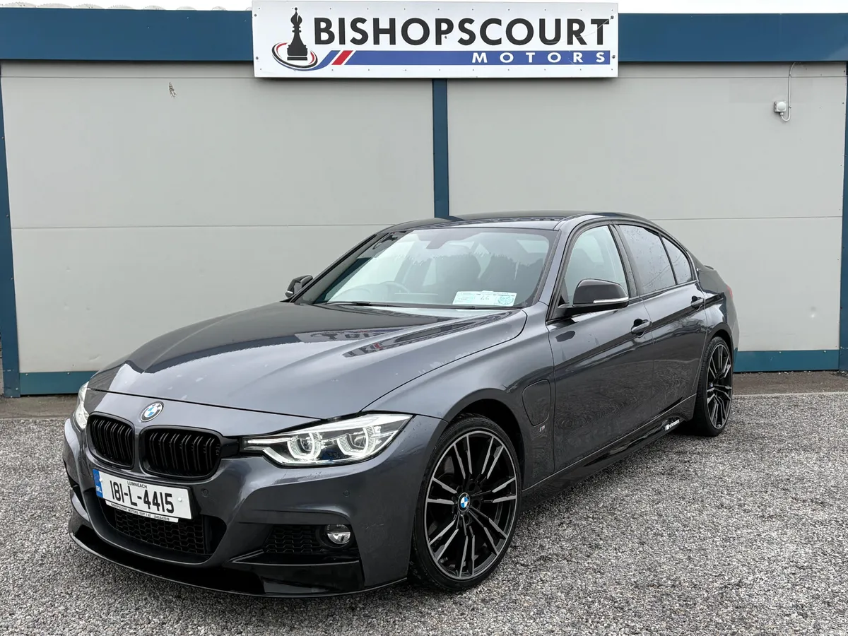 BMW 3-Series 2018 - Image 1