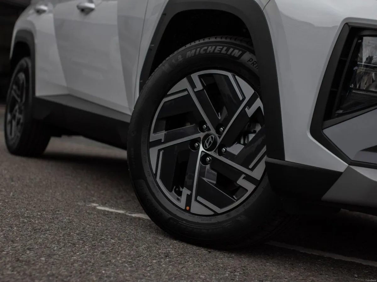 Hyundai Tucson Executive New Model - In Stock - Image 3