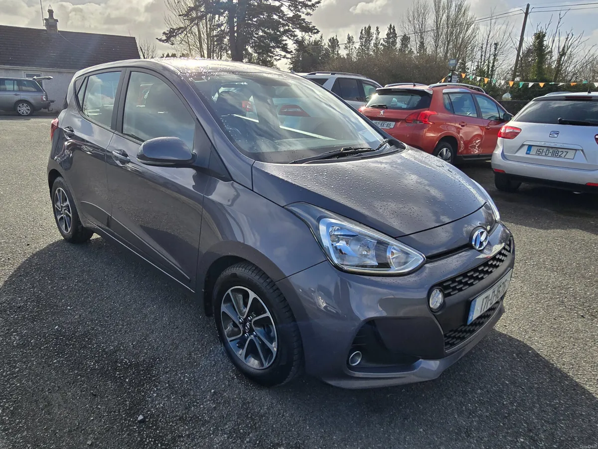 171 Hyundai i10 Deluxe 1 Liter Low Miles - Image 4