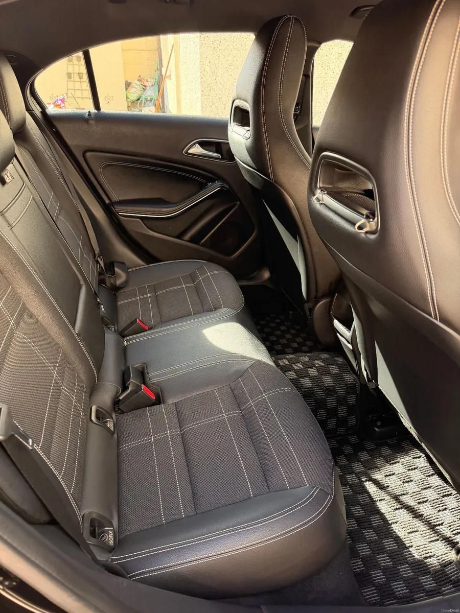 Mercedes-Benz A-Class 2014 - Image 4