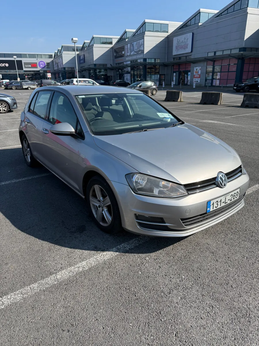 Volkswagen Golf Highline (Auto 2L Diesel 150BHP) - Image 1