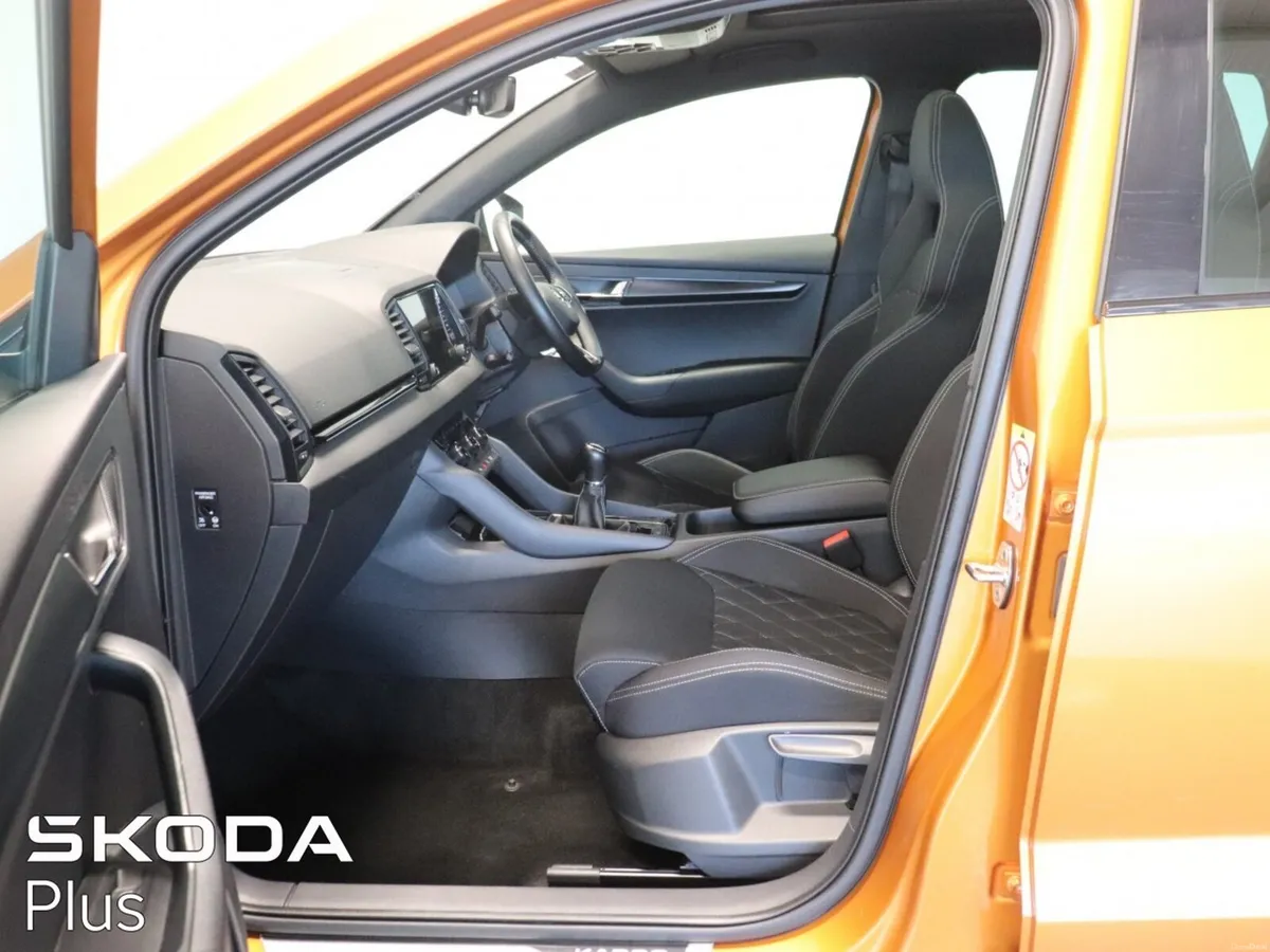 Karoq  2.0TDI 115 HP Sportline (SUN ROOF ) - Image 4