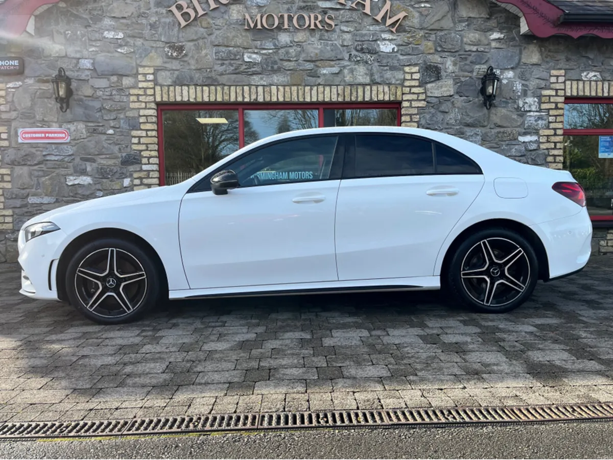 Mercedes-Benz A-Class 250 AMG LINE  Executive Plug - Image 5