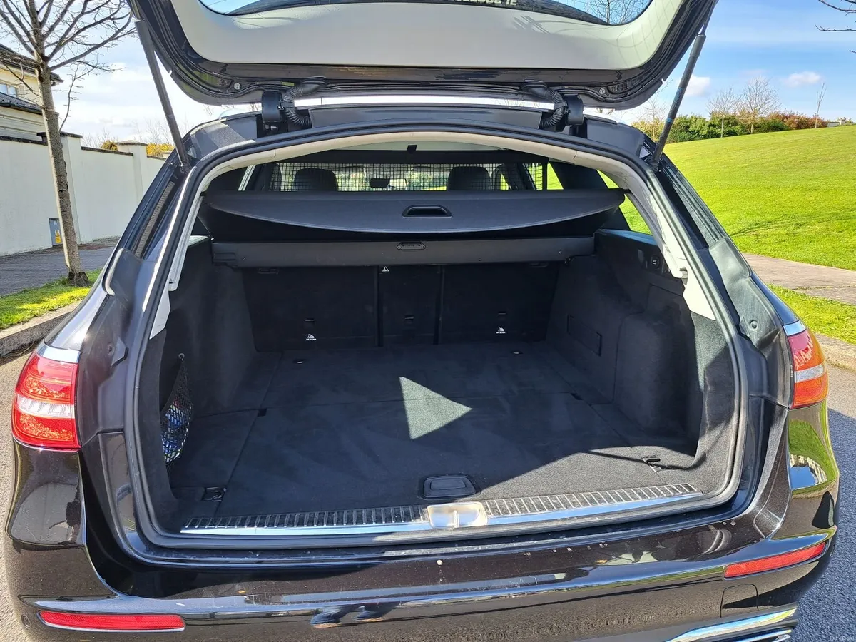 Mercedes-Benz E-Class 2017 - Image 5
