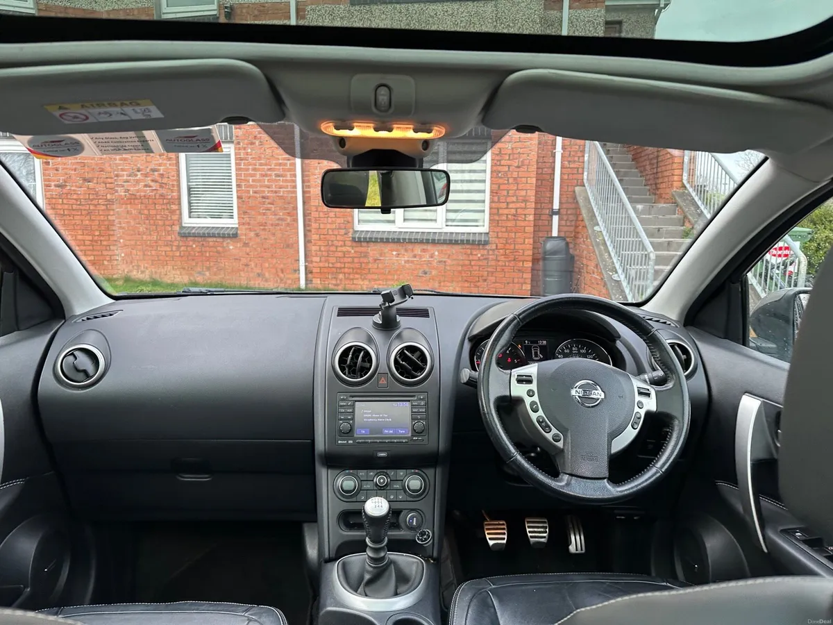 Nissan Qashqai 2013 1.6 Diesel Tekna – Top Spec - Image 4
