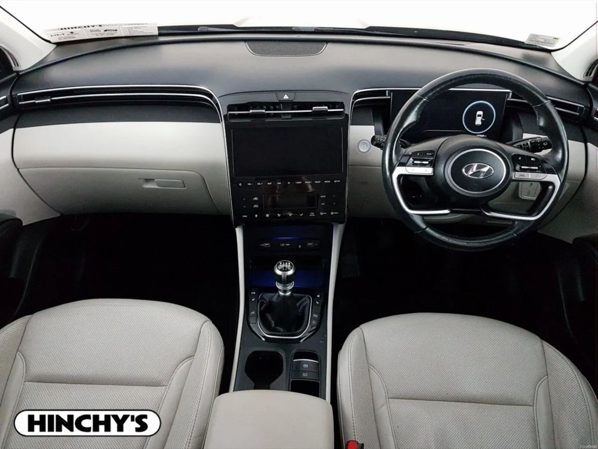 Hyundai Tucson 2WD Executive Plus - Image 2