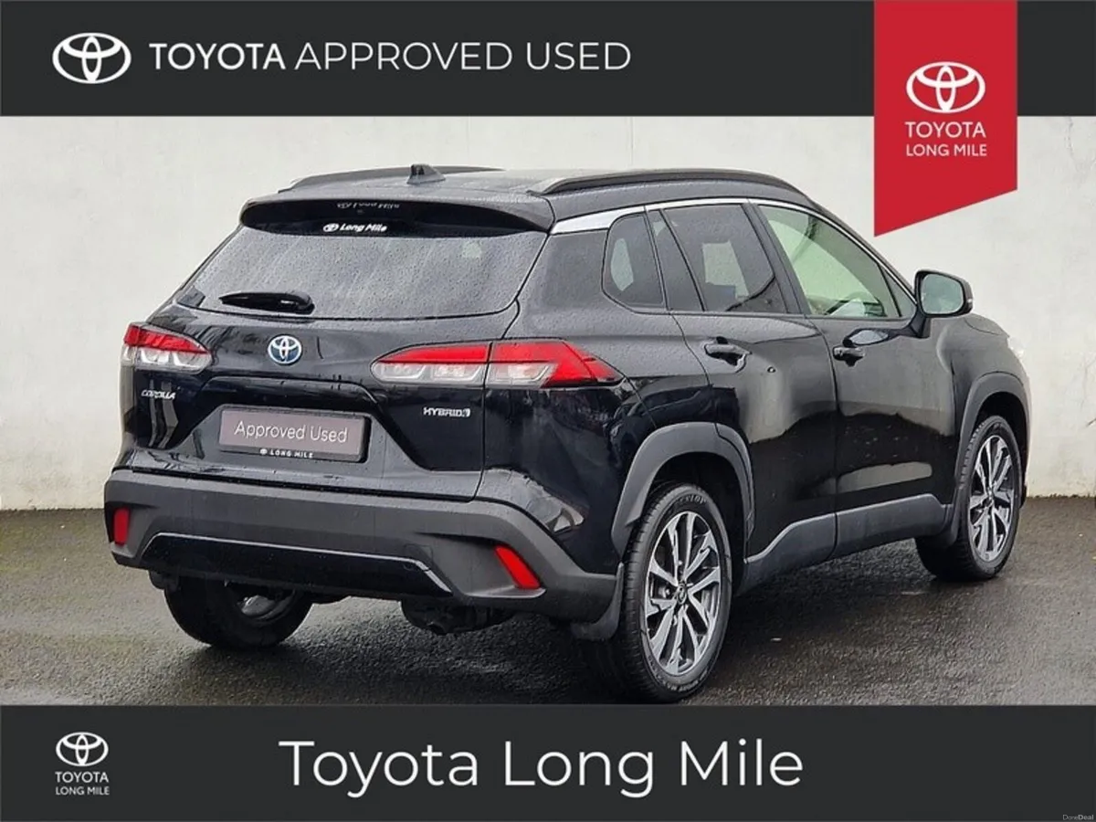 Toyota Corolla Cross 1.8 Hybrid Sol 5dr - Image 2