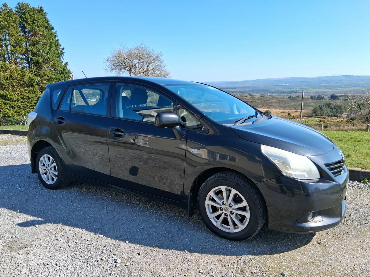 Toyota Verso 2012 - Image 1