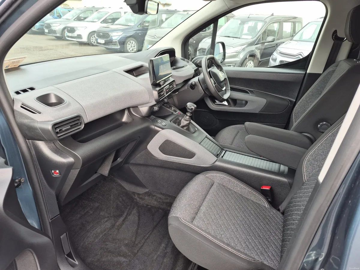 Peugeot Rifter New Model Wheelchair Access - Image 3