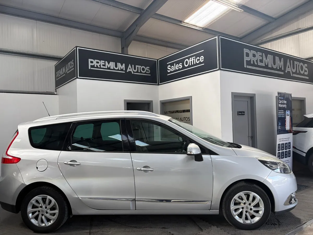 Renault Grand Scenic 2015. 1.5 DCI BOSE. 7 SEATER - Image 2