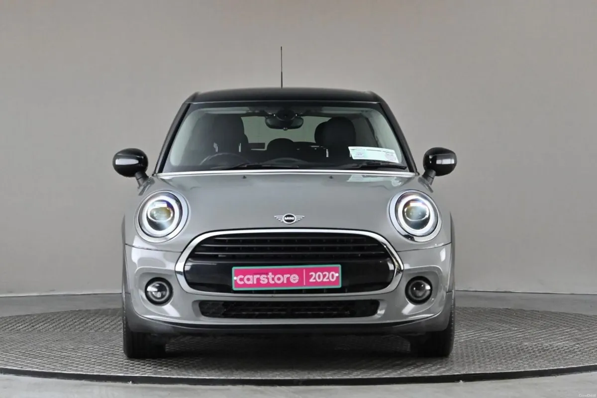 Mini Cooper 1.5 CLASSIC 6SPD 5DR **BI-TONE ROOF** - Image 2