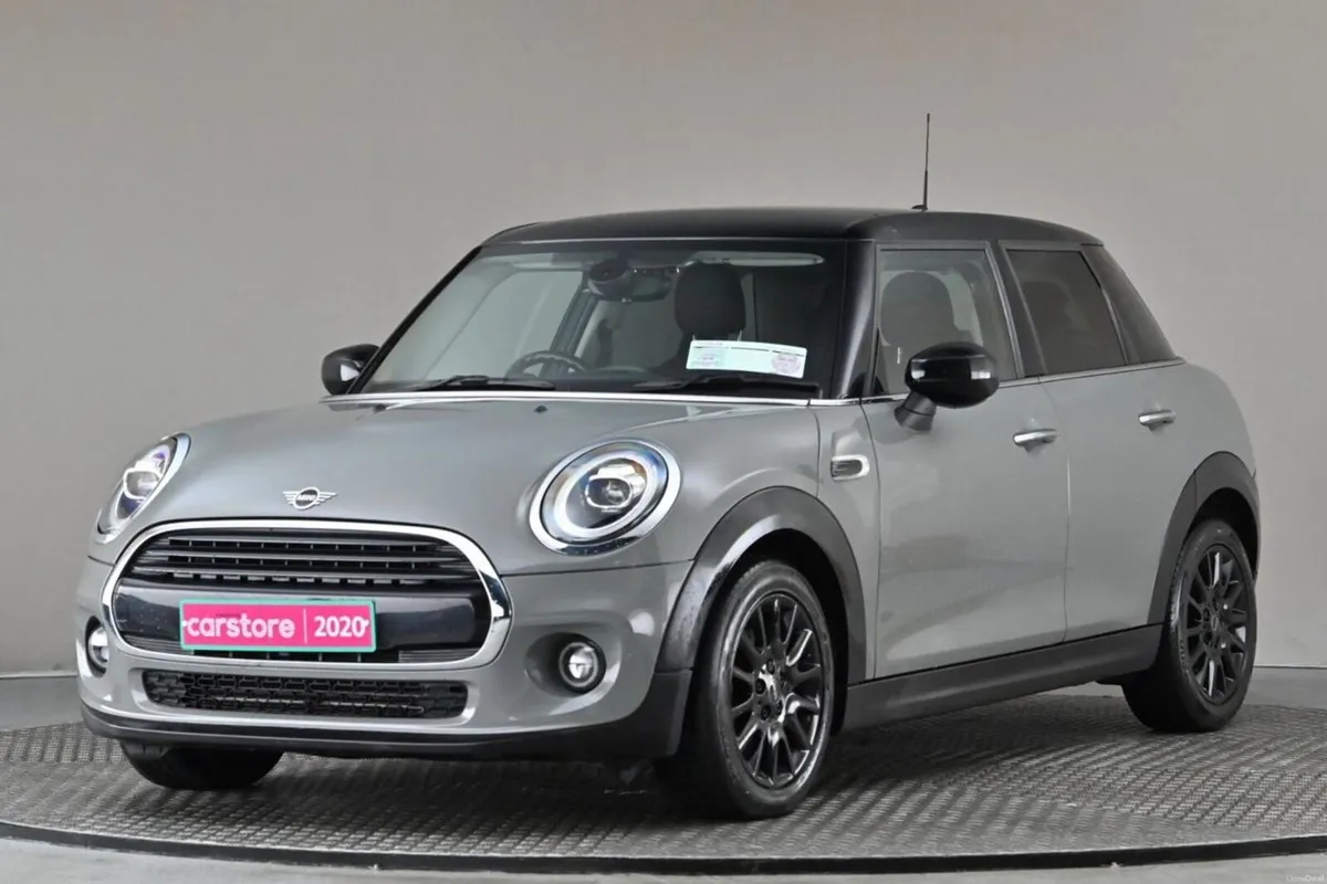 Mini Cooper 1.5 CLASSIC 6SPD 5DR **BI-TONE ROOF** - Image 3