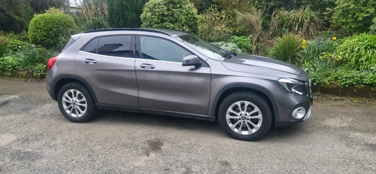 Mercedes GLA200 - Image 2