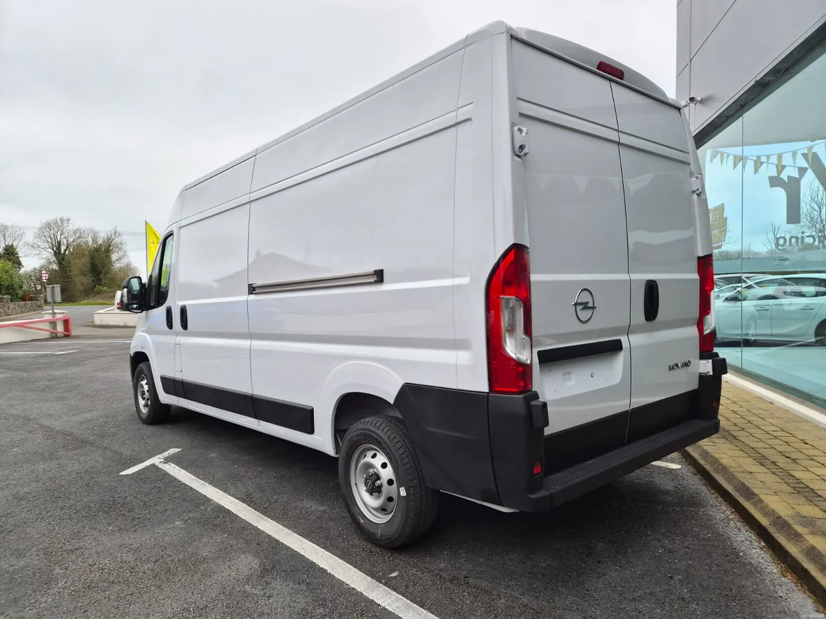 NEW Opel Movano 2026 2.2 Diesel Van - Image 3