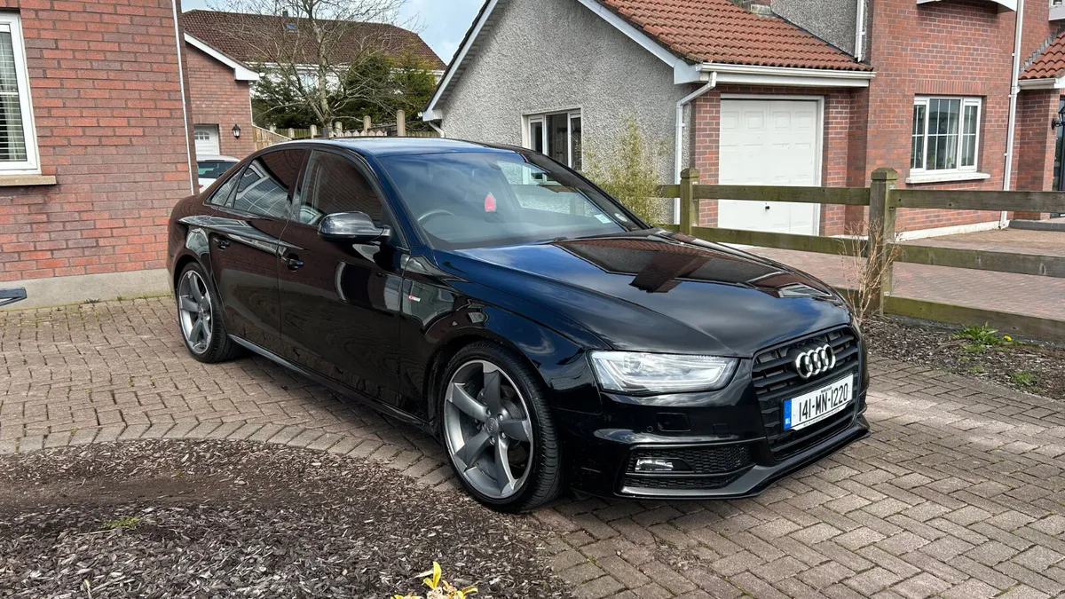 Audi A4 s line  black edition 2014 - Image 1