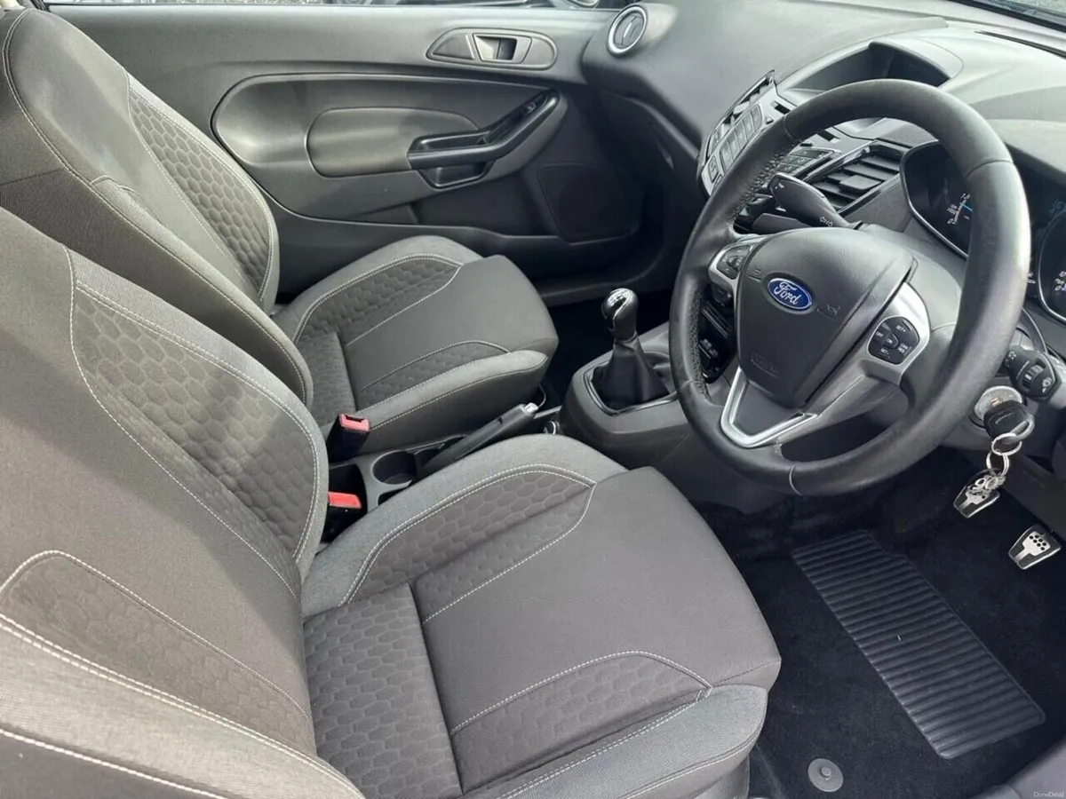Ford Fiesta sport van 2016 1.5L TDCI - Image 3