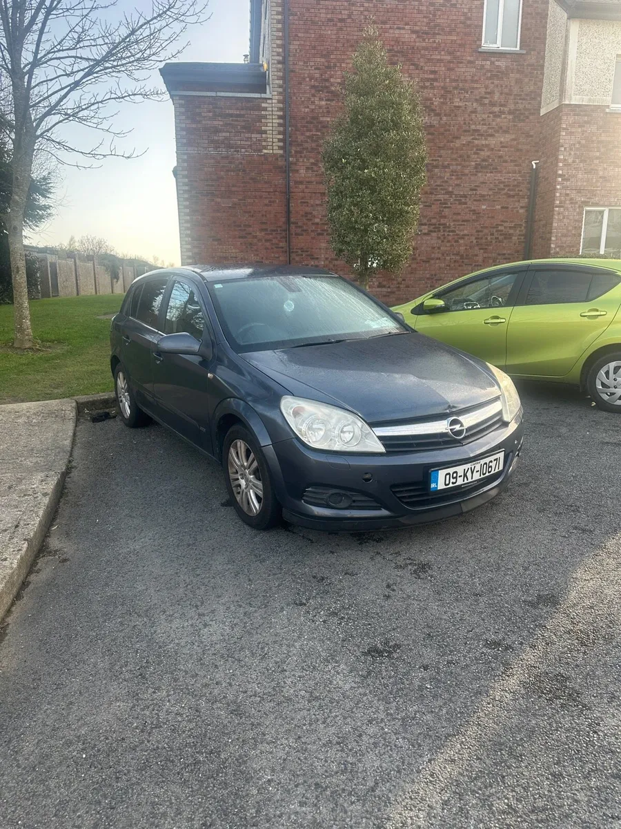 Opel Astra - Image 2