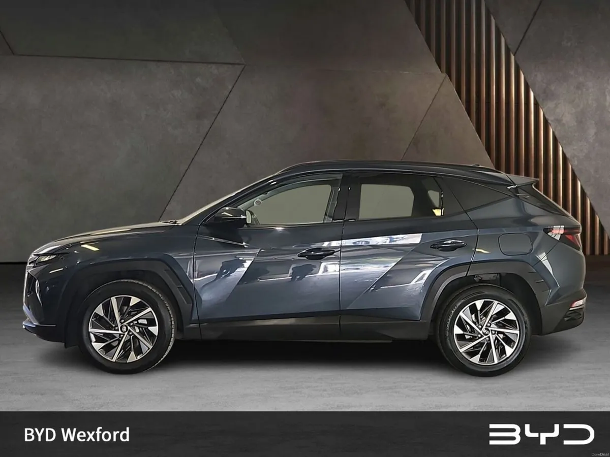 Hyundai Tucson 2WD Executive - Image 4