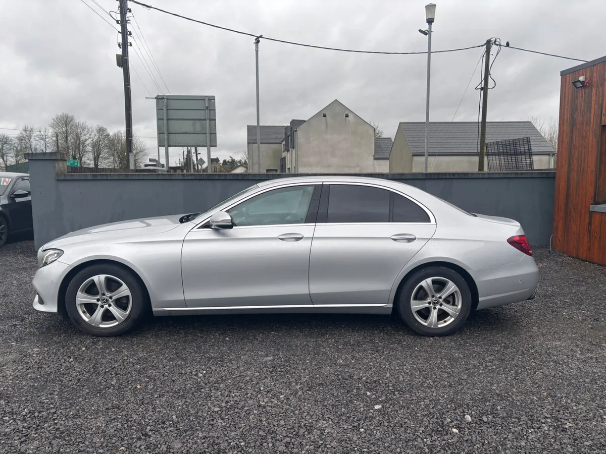 Mercedes-Benz E-Class 2018 - Image 3