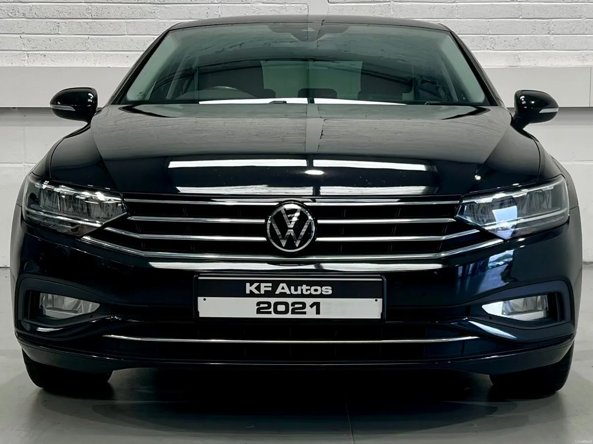 Volkswagen Passat SE Nav 2.0TDI 150bhp 6 Speed Man - Image 2