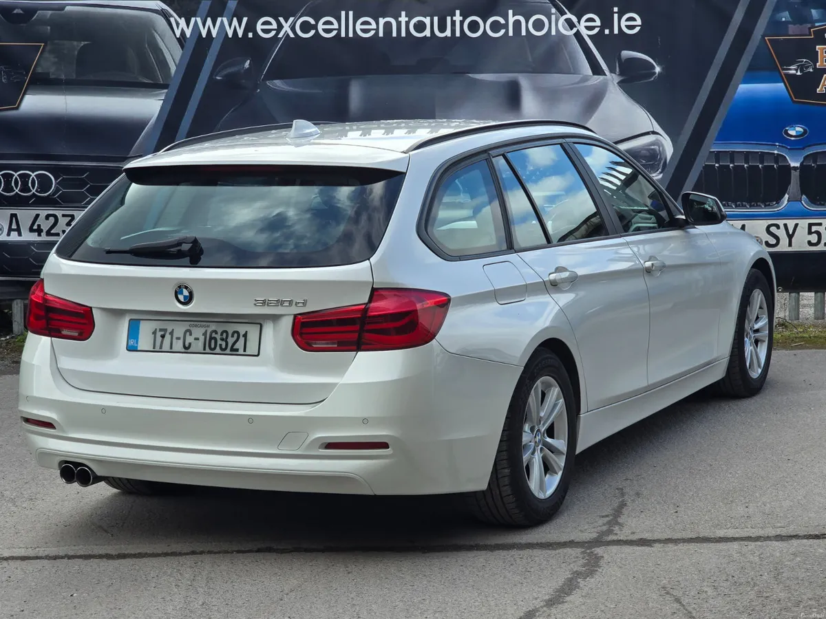 BMW 3-Series 2017 ESTATE 320D PEARLWHITE IMMACULAT - Image 4