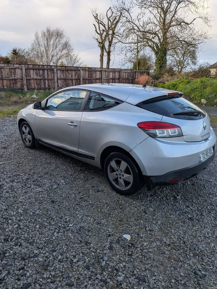 Renault Megane 2012 - Image 1