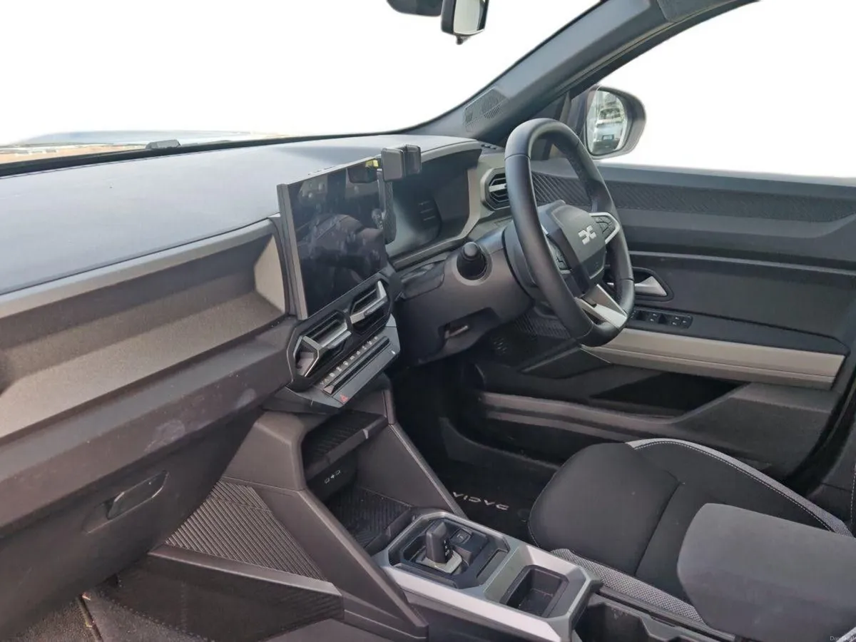 Dacia Duster Journey HEV 155 E06X - Image 4