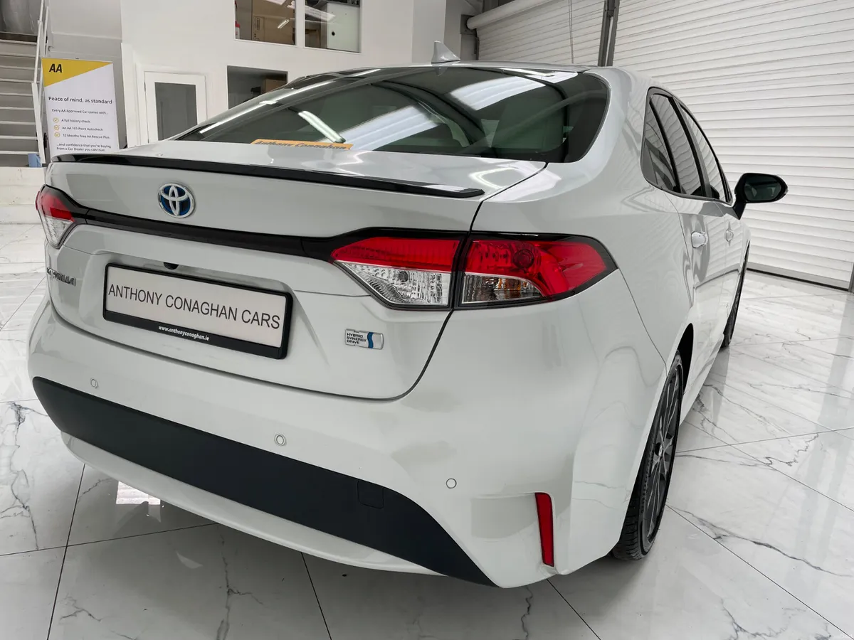 Toyota Corolla Hybrid Saloon Auto Sport Saloon - Image 3