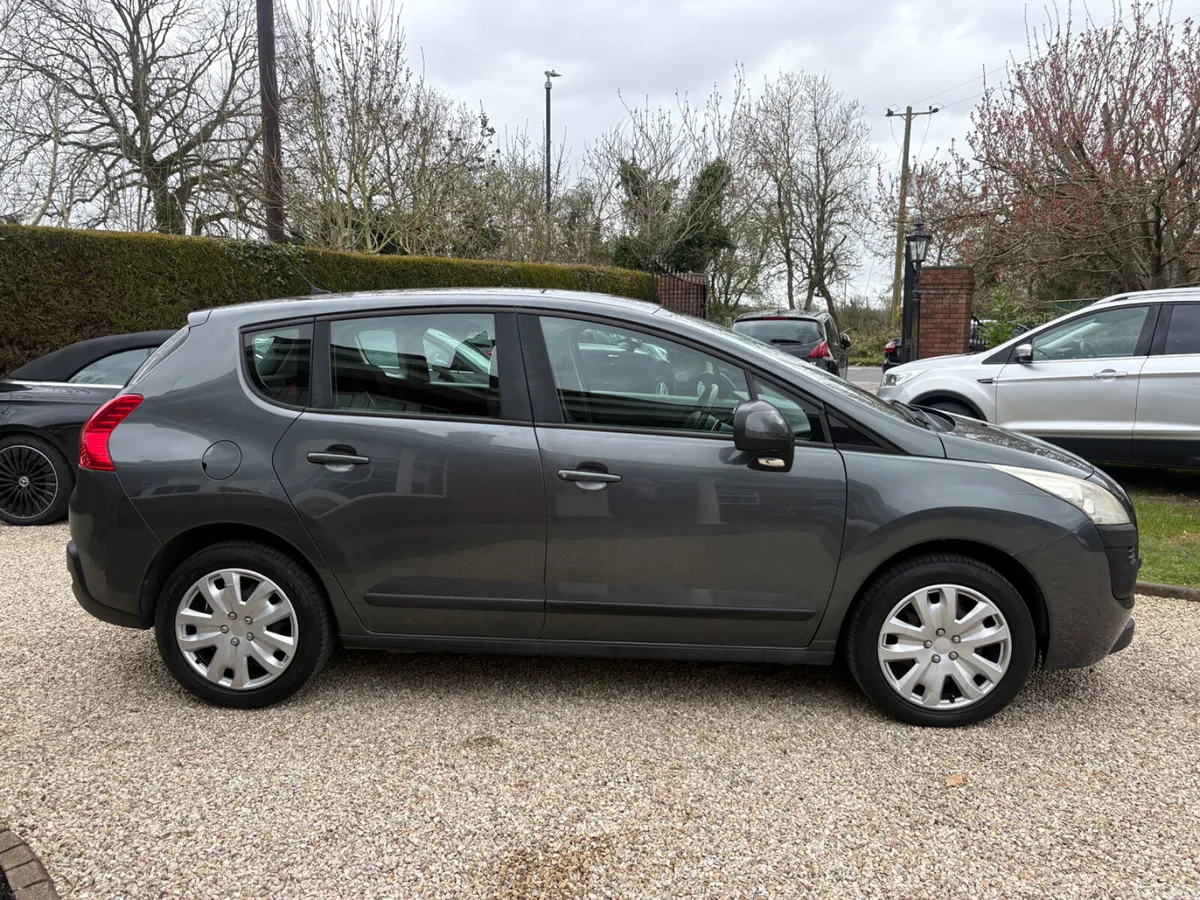 Peugeot 3008 2011, 1.6 diesel AUTOMATIC - Image 4