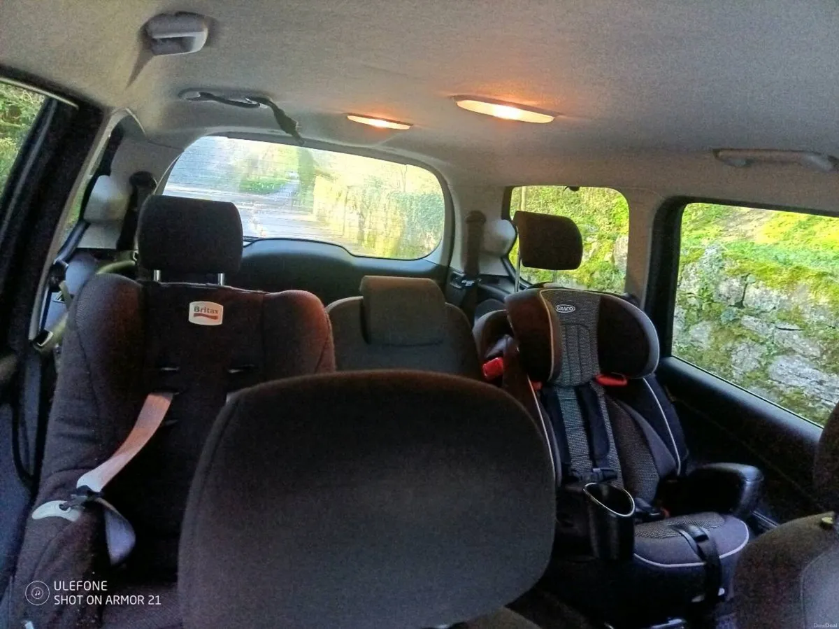 2008 Ford Galaxy - Image 2