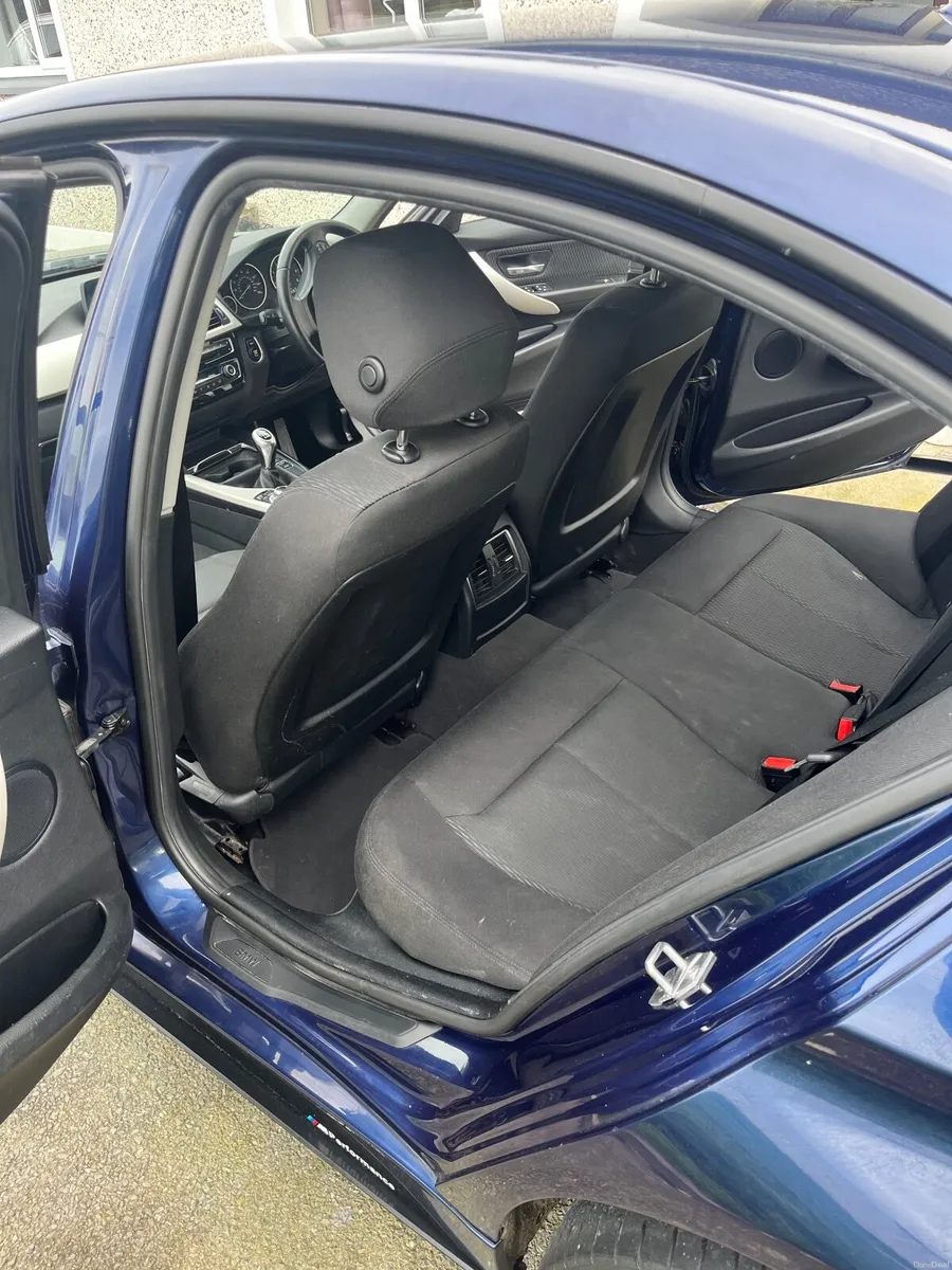 BMW 3-Series 2016 - Image 4