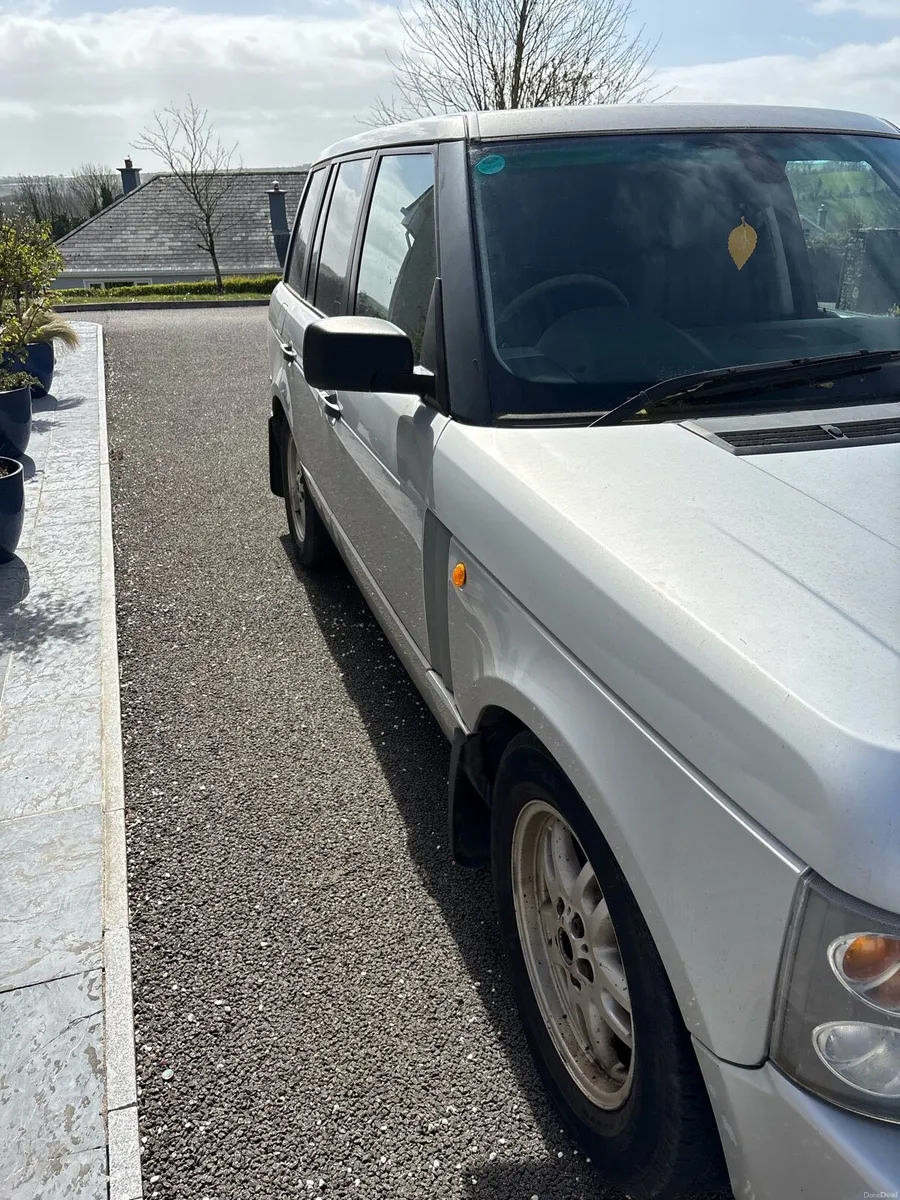 Land Rover Vouge 3L Commercial - Image 3