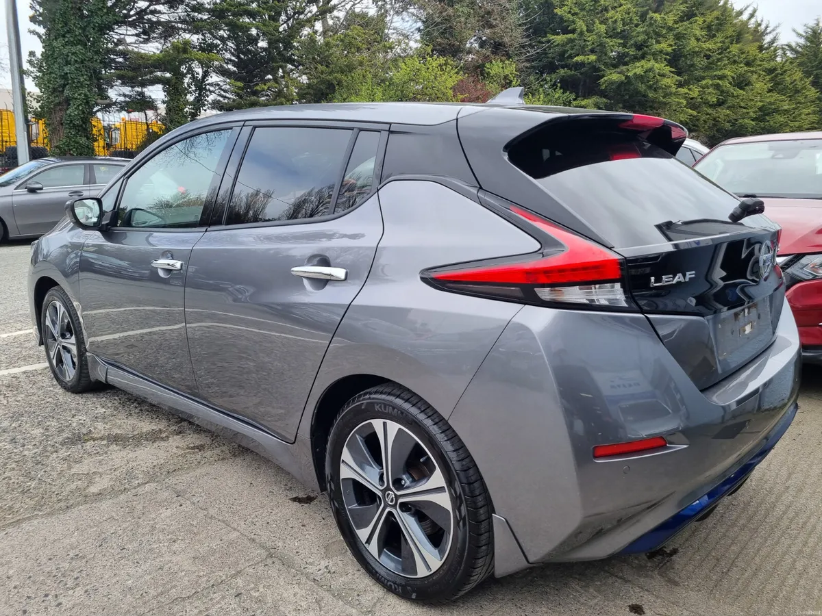 2022 NISSAN LEAF TEKNA 40kwh AUTOMATIC - Image 4