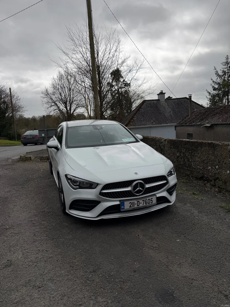 Mercedes-Benz CLA Shooting brake AMG - Image 2