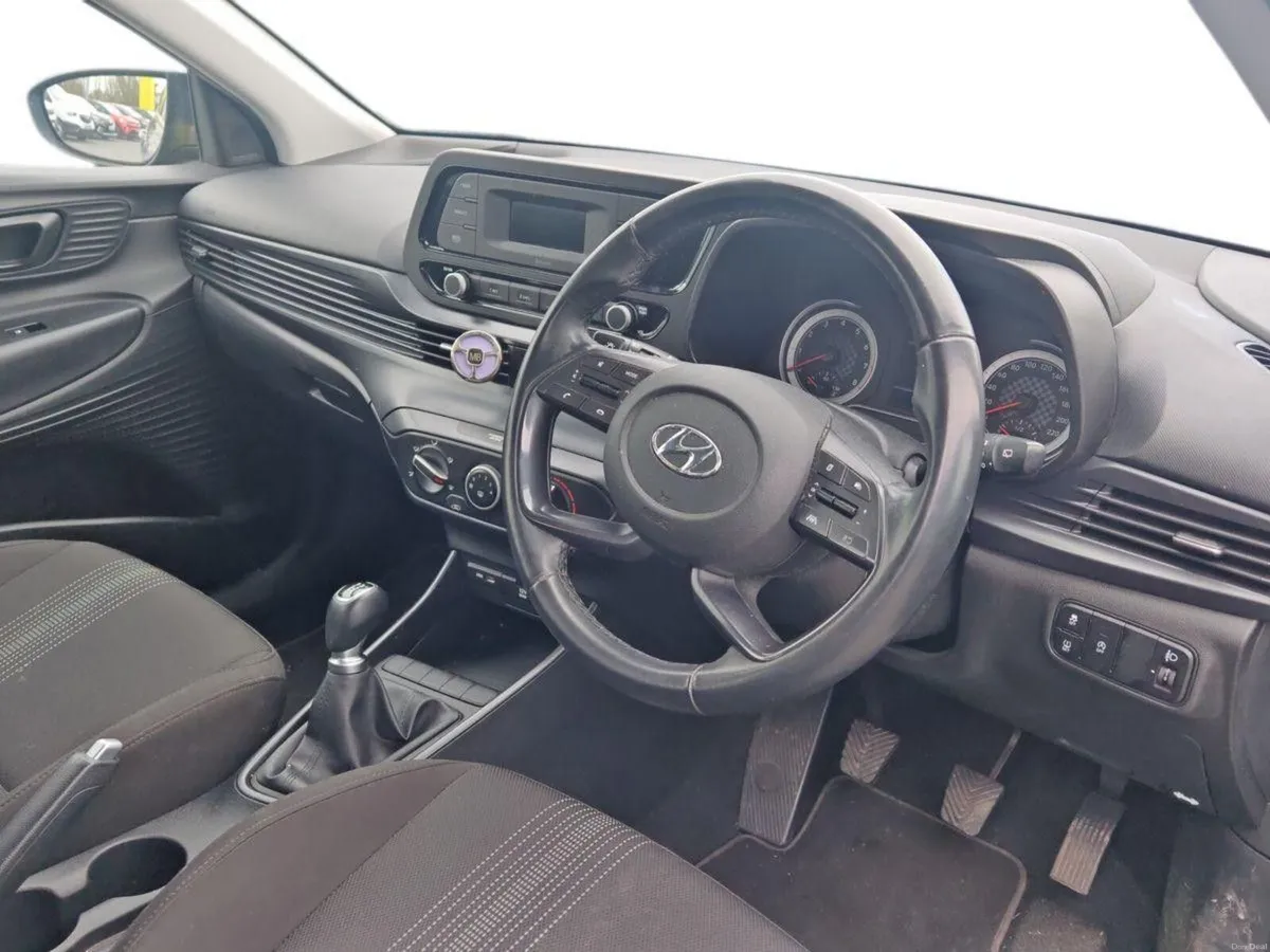 Hyundai i20 1.2 Classic - Image 5