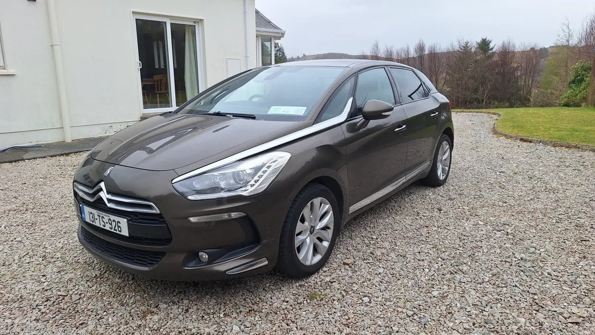 2013 Citreon DS5 Hatch - Image 4