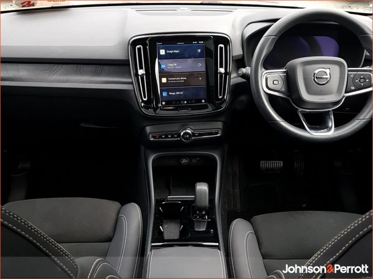 Volvo XC40 69 kWh 231hp Ultimate  (Two Year Volvo - Image 2