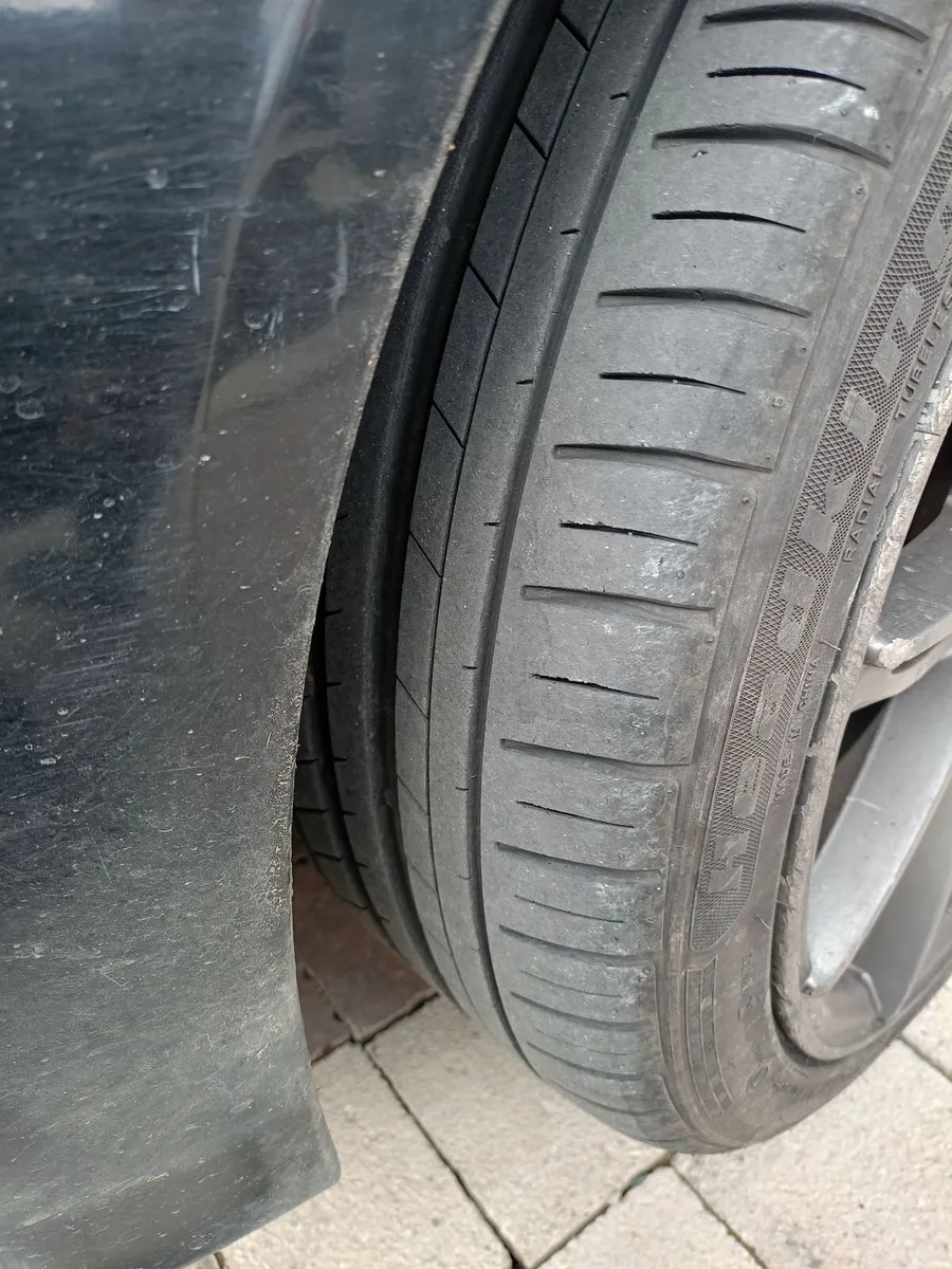 Mercedes-Benz C-Class 2016 - Image 2